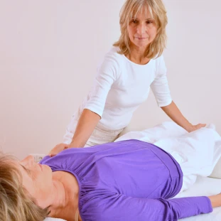 Mehr zur Microkinesi-Therapie Microkinesi-Therapie